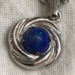 Vintage rare Sterling silver star sapphire pendant on sterling chain